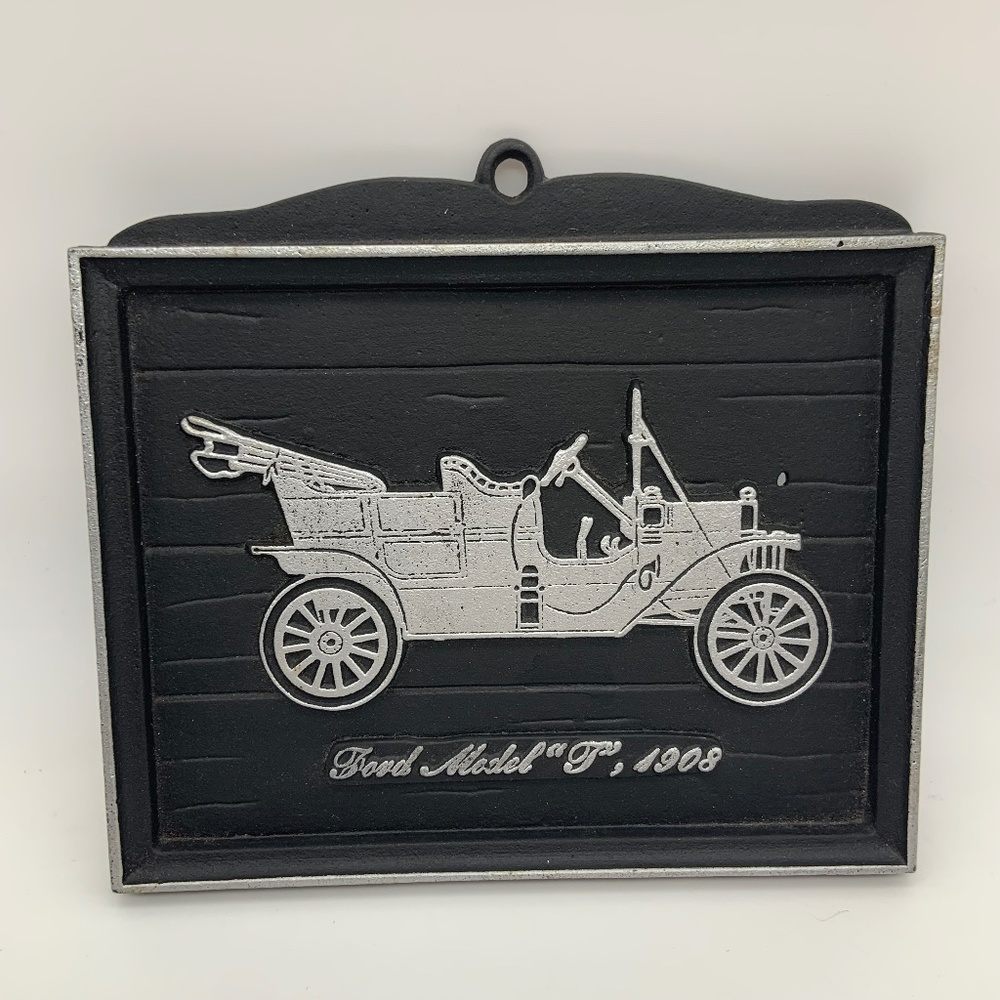 Vintage Ford Model T 1908 Cast Metal Car Plaque Black/Silver 5" x 4"
